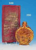 TUSCHESTEIN IN FORM EINER VASE, CHINA, UM 1900, REICH RELIEFIERT, GOLDFARBEN GEFASST, H. CA. 24 CM