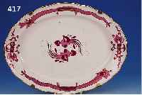GROßE PLATTE, MEISSEN, UM 1880, PORZELLAN, BEMALT, PUPURROTER WINDDRACHE, GOLDSTAFFAGE, L. 52 CM