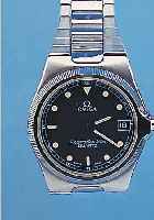 OMEGA HERRENARMBANDUHR SEAMASTER-QUARTZ, SCHWEIZ UM 1989, EDELST., BODEN GEDR., SAPHIR-FLACHGL., EDELST.-BAND, SCHW. KONTRASTZIFFER- BL., ...