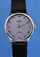 ZENITH HERRENARMBANDUHR QUARTZ, REF.-NR. 01/0010/040, JAPAN/SCHWEIZ UM 1978, EDELST., BODEN GEDR., MINERALFLACHGL., VERS. BLATT, FEINREG. ...