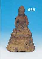 FRüHE BUDDHASKULPTUR, CHINA, CA. 12./13. JH., EISENGUß, ALTERSBEDINGT STARK KORRODIERT, WOHL BODENFUND, H. CA. 22 CM, RESTE ALTER FASSUNG