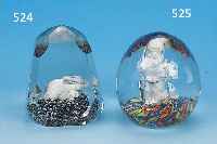 GROßES PAPERWEIGHT, BöHMEN, UM 1900, GLAS MIT SULFIDEINSCHMELZUNG, H. 9 CM, DARST. EINES ZWERGES