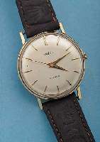 ANGELUS HERRENARMBANDUHR AUTOMATIK, REF.-NR.9735017, SCHWEIZ UM 1964, GG 585/000, BODEN U.GLASR. GEDR., VERS. BLATT, 21 ST., ZENTRAL- ROTOR, AS ...