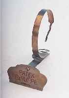 PATEK PHILIPPE DEKORATIONSUHRENSTäNDER, UM 1955, METALL VERS., ALTERSBED. FARBL. GET.,BESTELL-NR. 524