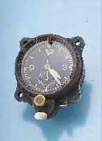 JUNGHANS BORDCHRONOGRAPH, REF.-NR. 60829, DEUTSCHLAND UM 1938, ALUMINIUM, BODEN M. BAJONETTEVERSCHL., KONSTRUIERT FüR DIE DTSCH. LUFTWAFFE, ...