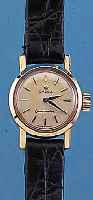OMEGA DAMENARMBANDUHR SEAMASTER, REF.-NR. 2908-61, SCHWEIZ UM 1963, GG 750/000, BODEN GESCHR., KRONE NEUTR., BEI FERTIGST. WASSER- D., VERS. ...