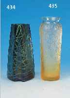 VASE, SIGN. LALIQUE FRANCE (SCHREIBSCHRIFT), GELBES PRESSGLAS, RELIEFIERTER FLORALER DEKOR,H. CA. 17.5 CM