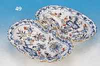 ANBIETSCHALE, MEISSEN, UM 1860, 1. WAHL, PORZELLAN, BLAUES ZWIEBELMUSTER ROT UND GOLDEN GEHöHT, RELIEFIERT, CA. 23 X 28 CM