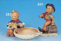 ASCHENBECHER, HUMMEL, 1936, MODELLNR. 33, GESANGSPROBE, FEINSTEINGUT BUNT BEMALT, H. CA.9 CM, D. CA. 14.5 CM