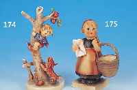 SKULPTUR, HUMMEL, 1936, MODELLNR. 56A, DER APFELDIEB, FEINSTEINGUT BUNT BEMALT, H. CA. 16 CM