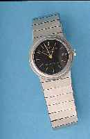 IWC DAMENARMBANDUHR, MODELL PORSCHE DESIGN, TITAN, DATUM, ZENTRALSEK., QUARTZWERK, TITAN- BAND (DEFEKT), SCHWEIZ CA. 1988, D. CA. 26 MM,EZW 1, EZG ...