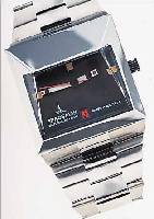 SPACEMAN HERRENARMBANDUHR UDACIEUSE, SCHWEIZUM 1972, METALL VERCHR., EDELST.-BAND, ZEN- TRALSEK., DATUM, HANDAUFZUGKAL., DESIGNER- MODELL VON ...