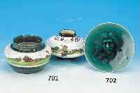 ZWEI KLEINE VASEN, HOLLAND, UM 1905, STEIN- GUT, BUNT BEMALT MIT LANDSCHAFTEN, H. CA. 7 CM