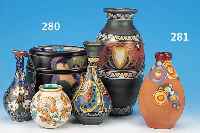 VASE, FRANKREICH, SIGN. MONTIERES, UM 1930, KERMAIK, MIT BUNTER STILISIERT-FLORALER EMAIL-MALEREI, H. CA. 16,5 CM