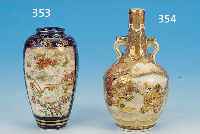 VASE, JAPAN, UM 1900, FEINSTEINZEUG, KOBALT-BLAUER FOND, BUNTE BEMALUNG, ZWEI KARTUSCHEN, 1 X LANDSCHAFTS-, 1 X PERSONENDARST., REICHE ...