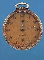 MOUTON WATCH HERRENTASCHENUHR, LEPINE ROSE- G. 585/000, SCHWEIZ UM 1920, BODEN IM KARO- DESIGN, RAND GEPRäGT VERZ., VERG. BLATT, KL. SEK. VERT., ...