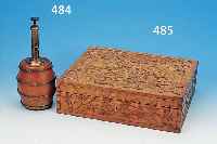 TEEKISTE, CHINA, UM 1920, HOLZ GESCHNITZT, GLüCKSDRACHEN- U. BLUMENDEKOR, M. 11X32X33 CM,1 EINLEGEFACH, O. SCHLüSSEL, MIN. ALTERSSP.