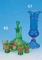 FUßVASE, ITALIEN, MURANO, UM 1900, BLAUES GLAS, FARBLOS üBERSTOCHEN, H. 25.5 CM, RAUTENDEKOR, GOLDSTAFFAGE