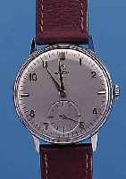 OMEGA HERRENARMBANDUHR, REF.-NR. 2318/3, EDELST., BODEN U. GLASR. GEDR., BLATT REST., 17 ST., HANDAUFZUGKAL. 266, VERG., SCHR.-UNR.,BREG.-SPIR., ...
