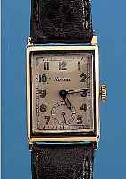 ALPINA HERRENARMBANDUHR, SIEGERIN, SCHWEIZ/ DEUTSCHLAND UM 1937, GG 585/000, RECT.-FORM, BODEN GEDR., STAUBSCHUTZ, ORIG.-BLATT U. ZEI- GER ...