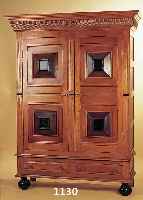 KISSENSCHRANK, HOLLAND, STILMöBEL, 50ER JAHRE, , EICHE MEIST MASSIV, 184 X 139 X 48 CM, LEICHTE GEBRAUCHSSPUREN