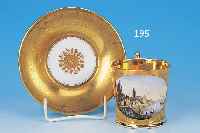 TASSE MIT UNTERTASSE, PARIS, UM 1790-1800, PORZELLAN, FEINE BUNTE BEMALUNG, QUALITäT- VOLLE LANDSCHAFTSDARSTELLUNG IN KARTUSCHE, ...