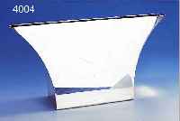 VASE, SABATINI, ITALIEN, METALL VERSILBERT,AMBOSSFORM, SIGN. GINO SABATINI, MODELL PERSEPOLE 1971/1990, H CA. 20 CM, B CA. 38.5 CM, T CA. ...