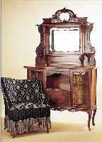 SALON, WOHL MüNCHEN, UM 1910, MAHAGONIFUR- NIER, BESTEHEND AUS EINEM SOFA MIT UMBAU, ZWEISESSEL U. EINEM AUFSATZBUFFET, REICH VERZIERT,JUGENDSTIL ...