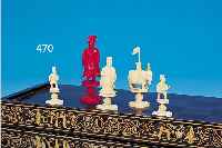 SCHACHSPIEL, CHINA, MACAO, UM 1860/70, ELFENBEIN GESCHNITZT, BAUER 6 CM, KöNIG 10 CM,SEHR SCHöN PLASTISCH GEARBEITETE FIGUREN, ROTER ...