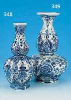 GROßE VASE, DELFT, 20. JH., STEINGUT,BLAUE BLUMENBEMALUNG, H. 35 CM