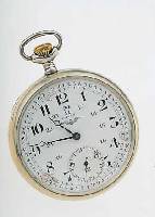 OMEGA HERRENTASCHENUHR EISENBAHNER, SCHWEIZ UM 1927, KAL. 19LB, EMAILBL. REP. BEI 4, 8 U. 12, GEFLüGELTES RAD AUF BLATT U. RüCKS., MONO-GR. ...