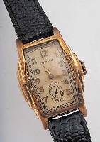 KONVOLUT: 3 HERRENARMBANDUHREN, ALLE GG-FIL-LED, USA UM 1937, VERSCH. FORMGEH., ALLE BöDEN GEDR., 1X ELGIN; 17 ST., FORMANKERW. M. GESCHR. ...