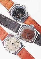 KONVOLUT: 3 PIERCE HERRENARMBANDUHREN, SCHWEIZ UM 1938, ALLE METALL VERCHR., EDELST.-BöDEN, ALLE IN TYP. 4-FACH SCHR.-WEISE, WAS- SERGESCH., ...