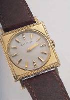 LONGINES HERREN/DAMENARMBANDUHR, SCHWEIZ/USAUM 1960, GG 585/000-CARREE-GEH., MAßE CA. 25 X25 MM, BODEN GEDR., AUFGES. GOLD-STD.- ZEICHEN, ...