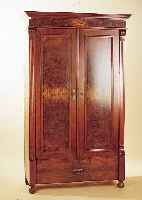 SCHRANK, DEUTSCH, UM 1890, NUßBAUMFURNIER, KANNELIERTE LISENEN, ALTER WURMBEFALL AN EINER TüR, 188 X 115 X 55 CM, L. ALTERS- ...