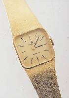 ARCTOS DAMENGOLDBANDUHR, GG 585/000 INCL. GG-MILANAISEBAND, BODEN GEDR., FORMANKERW., 17 ST., INCABL. STOßGES., HANDAUFZUGKAL. INTEX1980, ...