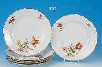 SECHS FLACHE TELLER, MEISSEN, 30/50ER J., PORZELLAN, SCHöNE BEMALUNG, DEKOR BLUME 4, JE EIN GROSSES BUNTES BOUQUET U. ZWEI KLEINE, D. 25,5 CM, ...