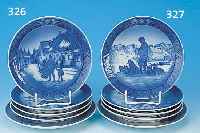 FÜNF TELLER, ROYAL KOPENHAGEN, 1971/1975/1978/1980 UND 1972, 4 X WEIHNACHTSTELLER, 1 X OLYMPIADE, D. 20 CM ...