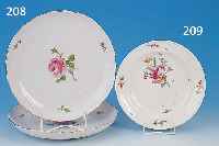 ZIERTELLER, FRANKENTHAL, UM 1770, PORZELLAN,FEINE BUNTE BEMALUNG, BLUMENDEKOR, MITTIG BOUQUET AUSSEN KL. BOUQEUTS U. STREUBLUMEN, D. 22 CM