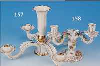 TISCHDEKORATION, HUTSCHENREUTHER, 20-30 ER JAHRE, PORZELLAN, VIERFLAMMIG, MITINTEGR. VASE, GOLDSTAFFAGE, DIESE L. BER., D. CA. 42 CM, H. ...