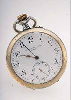 GEORGE FAVRE-JACOT HERRENTASCHENUHR PRIMA- LEPINE, SCHWEIZ UM 1916, METALL VERS., RüCK-S. RELIEFIERT, JUGENDSTIL DARST. ZWEIER HäHNE,EMAILBL. ...