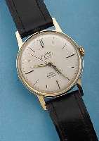 KAISER HERRENARMBANDUHR AUTOMATIK, DEUTSCH- LAND UM 1958, METALL HARTVERG., EDELST.-BODEN GEDR., BLATT VERS., ZENTRALROTOR, 25 ST., KAL. 20, ...
