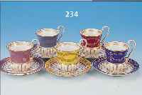 10 MOKKATASSEN MIT UNTERTASSEN, KPM BERLIN, UM 1914-18, , PORZELLAN, EMPIRESTIL, VER- SCHIEDENFARBEN GLASIERT MIT GOLDDEKOR, EINE UNTERTASSE ...