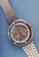 KONVOLUT: 2 SELHOR REGATTA ARMBANDUHREN, BEIDE EDELST., 1X EDELST.-BAND, 1X KAUTSCHUK- BAND, LüNETTEN BEIDS. DREHB., AUF ZIFFERBL. FARBL. ...