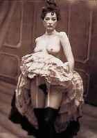PIRELLI-KALENDER, 1999, HERB RITTS, WOMEN THROUGH THE DECADES, GROSSFORMATIGE SCHWARZ-WEISS-ABBILDUNGEN, DECKBLATT L. VER- SCHMUTZT, ...