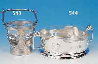 ANBIETSCHALE, ÖSTERREICH, UM 1900-05, METALL VERSILBERT, RELIEFIERTER DEKOR, GESCHLIFFENER GLASEINSATZ, H. CA. 10 ...
