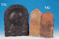 APPLIKE, DEUTSCH, UM 1900, EISEN, RELIEF. PROFILDARST. DES OTTO VON BISMARCK, UMRANKT VON EICHENLAUB, M. CA. 46 X 35 CM, AN EINER ECKE L. ...
