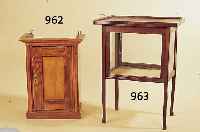 SCHAUVITRINE ALS BEISTELLTISCH, DEUTSCH, UM 1910, EICHE, VIERSEITIG VERGLAST, OBERE PLATTE ALS TABLETT ABNEHMBAR, CA. 76 X 57.5 X ...