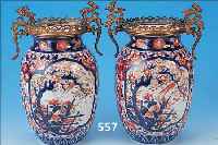 VASENPAAR, JAPAN, IMARI, 19. JH., PORZELLAN, REICHE BUNTE BEMALUNG, EISENROT, GRüN U. UNTERGLASURBLAU, METALLMONTUR MIT ...