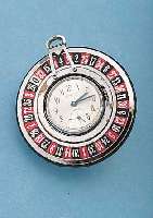 BERWITCH TASCHEN/SPIELERUHR IN FORM EINES ROULETTES, METALL VERCHR., GEH.-TEIL AUßEN KUGELGEL. DREHB., UHRINNENGEH. AUSSCHWENKB., BEIDS. ...